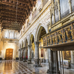 Interno della cattedrale di Enna