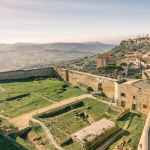 Castello di Enna visto dall'alto