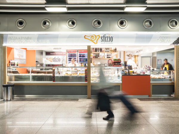 Sfizio: negozio del terminal di Catania