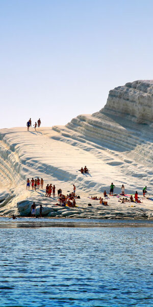 Vista della scala dei turchi a Agrigento