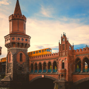 Ponte Oberbaum a Berlino