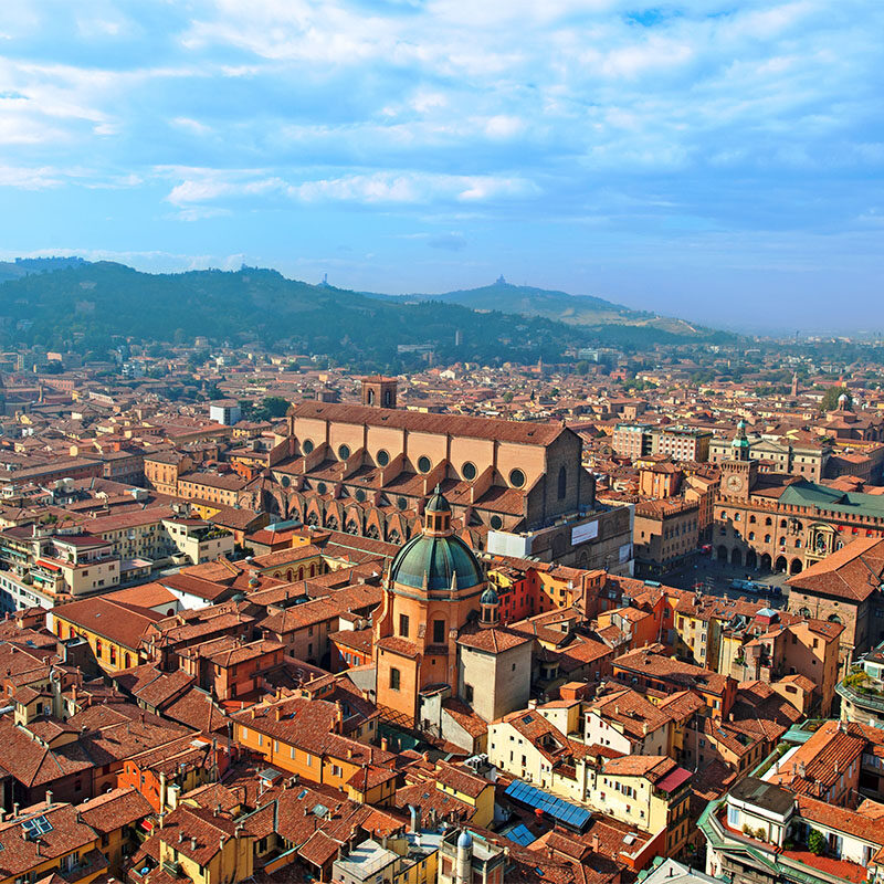 Vista dall'alto della città di Bologna, Emlia Romagna