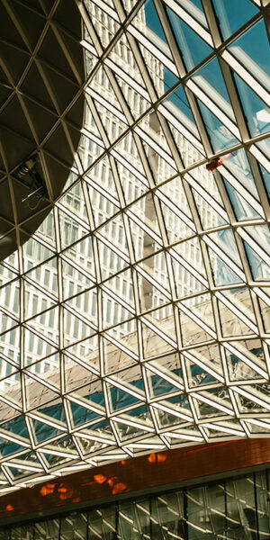 Dettagli architettonici del centro commerciale di Francoforte sul Meno